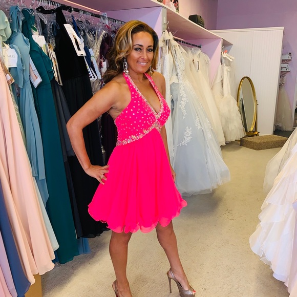 Madeline Dresses & Skirts - NEW WITH TAGS hot pink halter short formal ! 💕